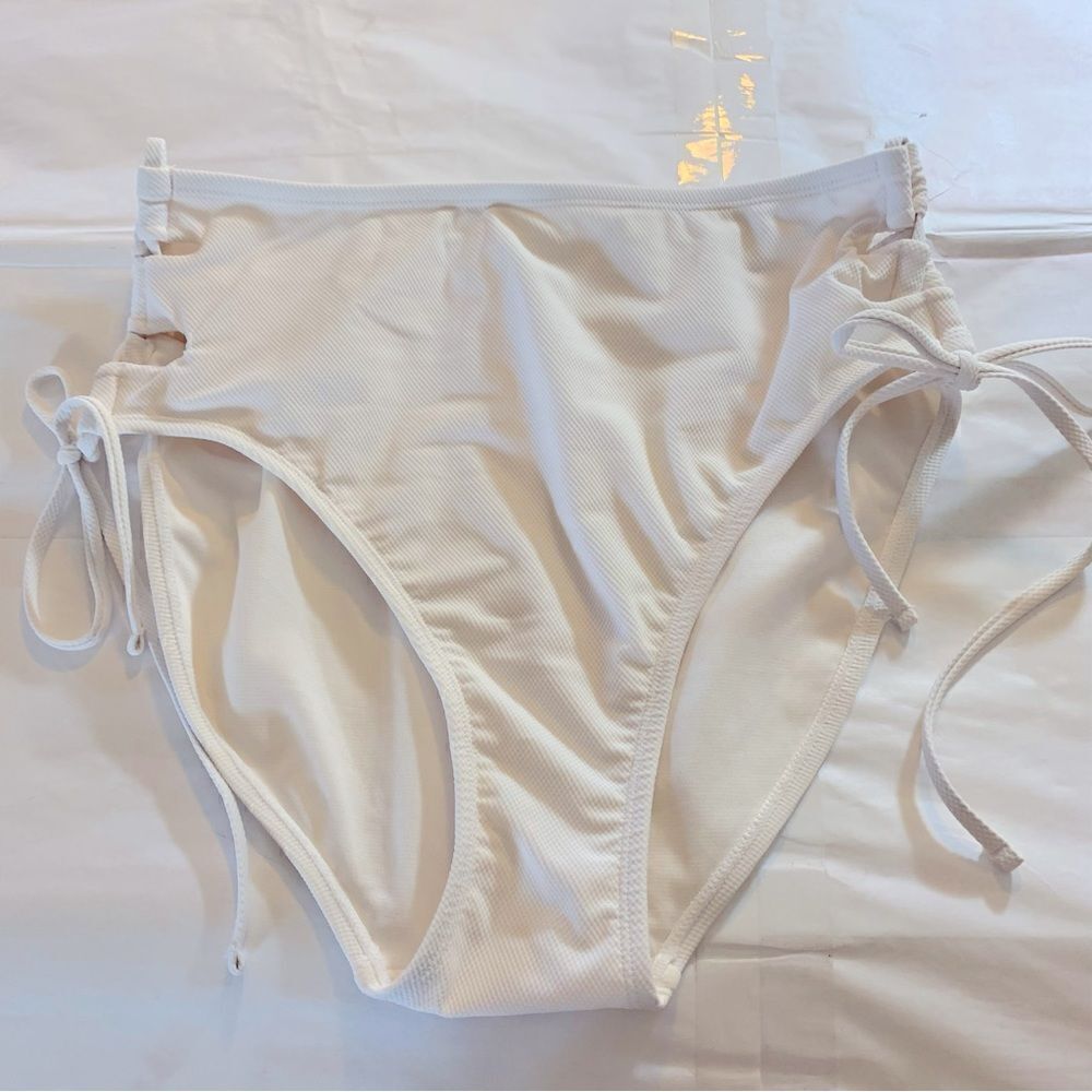 Time and Tru Swimsuit Bikini Bottoms Off White (not white) Tie Sides Sz Large